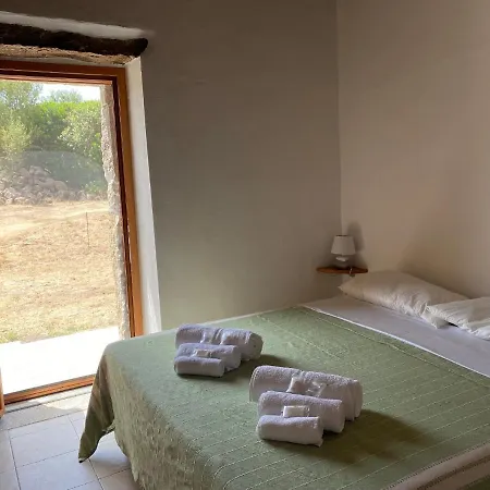 Stazzo Naracumar Apartment